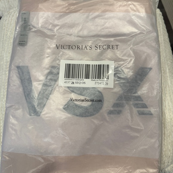 Victoria’s Secret VSX Tote Bag Pink Large Gym Travel Carryall NWT Logo Bag - Picture 9 of 11